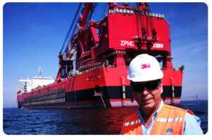 BARCO GRUA ZHEN HUA 30